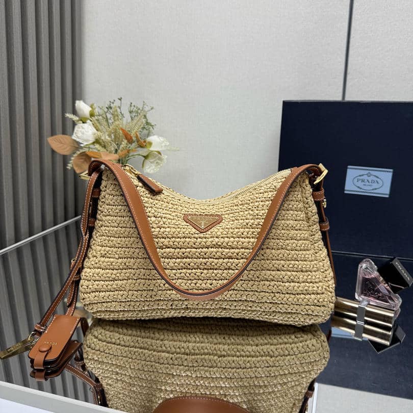 0061Series-Straw-Bag